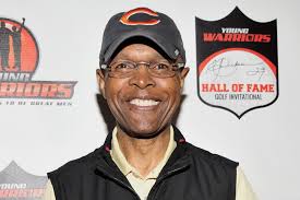 Here's a man you can't forget. He's Gale Sayers of the Chicago Bears.” (Via  NFL Throwback)