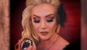 Tiyatrocu Erdinç Dinçer Enmutlunun 7 Çocuğundan 4ü Amca Mesleğini Seçmiş