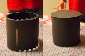 Magicians Traditionally Wear A Black Top Hat From This Hat The Magician Makes Things Appear Or Disappear There Are Many W Magician Hat Snowman Hat Paper Hat