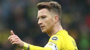 Mens du sandsynligvis ikke kan kopiere hans evner på fodboldbanen, Marco Reus Hairstyles Celebrity Haircuts