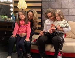 Florin dumitrescu‏ @chefflorin 12 апр. PoveÈ™ti Despre CÄƒsnicie Cu Chef Florin Dumitrescu È™i SoÈ›ia Lui Ce DezvÄƒluiri A FÄƒcut Unul Dintre Cei Mai IubiÈ›i BucÄƒtari Despre CÄƒsnicia Sa Monden