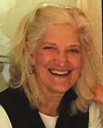 Deanne Hobson's Instagram, Twitter & Facebook