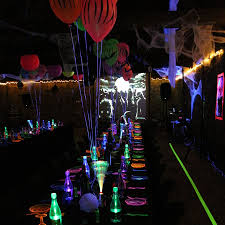 Whether you're hosting a halloween house party or want the coolest haunted house in the neighborhood, making your lights flash in time to music and sound effects is essential. How To Plan A Killer Halloween Party Lights To Party