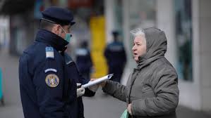 Dès lors, il convient, d'une part, de vérifier si le déplacement envisagé est soumis au régime des motifs impérieux (qui demeure la règle hors pays/territoires verts et qui est aménagée pour les personnes justifiant d'un parcours vaccinal complet (vaccins homologués par l'agence européenne. Documente DescarcÄ DeclaraÈia Pe Propria RÄspundere De Care Ai Nevoie DacÄ Trebuie SÄ IeÈi Din CasÄ Digi24