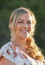 Beverly Cornett's Instagram, Twitter & Facebook