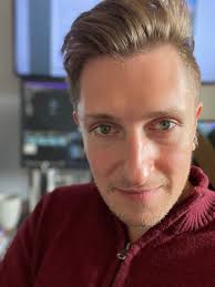 Robert Luberda's Instagram, Twitter & Facebook