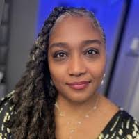 Stephanie Weatherbee's Instagram, Twitter & Facebook