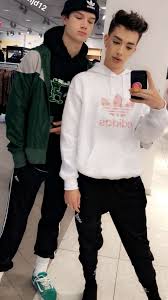 I hope yall enjoy this video also sorry for my previous video not. Pin By Lauren Dixon On Sister Ian Charles James James Charles Charles