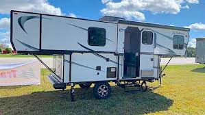 All under 4,000 lbs, less than 20 ft long and all have a toilet and shower. 15 Best Small Camper Trailers With Bathrooms Rvblogger