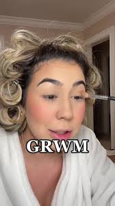 Getting Ready for Drinks at Sun Vah Miami