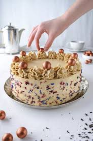 Earl Grey Salzkaramell Torte Mit Mascarponefullung Weihnachtliche Kuchen Und Torten Kuchen Und Torten Rezepte Kuchen Und Torten