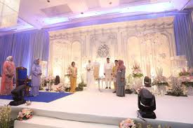 Bangunan tunku puan besar kurshiah, pantai baharu. Yam Che Puan Besar Khaleeda Ar Twitter Hm Raja Zarith Sofiah Binti Almarhum Sultan Idris Shah Permaisuri Of Johor And Hh Che Puan Khaleeda Attended The Wedding Ceremony Of Hh Tunku Kurshiah