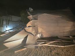 Os pluviômetros da defesa civil, localizados na região da vila graff, próximos ao rio jundiaí, registraram 13,4 milímetros de chuva. Vendaval E Chuva De Granizo Causam Destelhamento De 15 Casas Em Lucelia Presidente Prudente E Regiao G1