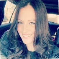 Julie Tobin's Instagram, Twitter & Facebook