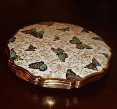 Are the new stratton compacts made in england? Vintage Stratton Convertible Powder Compact 1950 S Made In England Butterflies Compact Stratton Compact Vintage