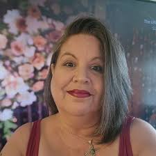 What is the new business opening in Bowling Green?