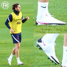 Along with fellow juventus star leonardo bonucci, rabiot is someone spurs could move for. Adrien Rabiot To Leave Adidas For Nike Footy Headlines