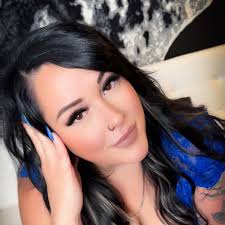 TONI HALLIDAY, from CURVE. **