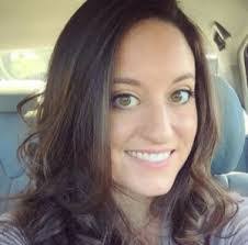 Amber Stoll's Instagram, Twitter & Facebook