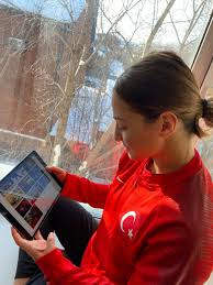 Buse naz çakıroğlu (born 26 may 1996) is a turkish boxer. Milli Boksor Buse Naz Cakiroglu Aa Nin Yilin Fotograflari Oylamasina Katildi