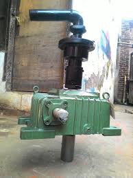 Harga mesin pompa air sumur gali bor pendorong 125 watt shimizu ps 128 bit. Jual Mesin Bor Air Bekas