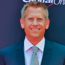 Heartbreaking Cause Of Death Revealed For The Former Host Of Hit ESPN Show  'Sports Science' John Brenkus Full story via 🔗 in comments. 👇