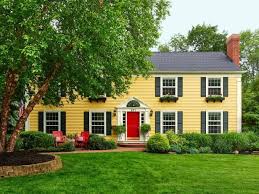 Check spelling or type a new query. Copy Eye Catching Curb Appeal Ideas From Homes In Cleveland Ohio Featured In Hgtv Magazine In 2021 Yellow House Exterior Curb Appeal Colonial House Exteriors