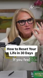 Karen Kretzer's Instagram, Twitter & Facebook