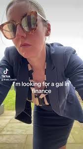 Vivienne Williams's Instagram, Twitter & Facebook