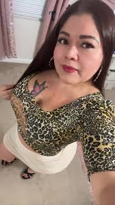 Erika Olvera's Instagram, Twitter & Facebook