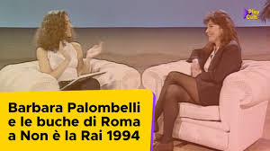 • barbara palombelli abita a roma con il marito e i cani ( e si definisce una donna tutta casa…e lo stipendio di barbara palombelli a quanto ammonta? Barbara Palombelli E Le Buche Di Roma A Non E La Rai Youtube