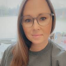 Alexander Blythe's Instagram, Twitter & Facebook