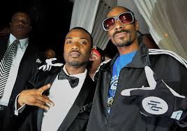 Jump to navigation jump to search. Meet Some Of Snoop Dogg S Relatives Who Are Also Celebrities