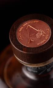 One of the main characteristics of cork stoppers is their surface porosity which is the determining factor for their commercial quality grading. Cork Stoppers For Spirits Industry J C Ribeiro Jcribeiro Com