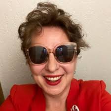 Gráinne Gillis Voice (@GrainneGillis)