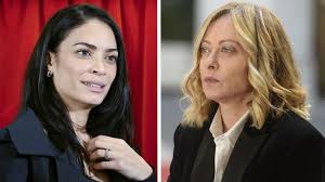 Elodie non voterebbe Meloni "neanche se mi tagliassero la mano": ovazione in sala stampa a Sanremo 2025