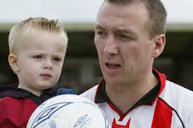 87 photographs of Derry City versus the greats: Barcelona 2003