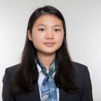 40+ perfiles de «Evelyn»