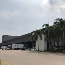 Offers logistics services via air and ocean. Photos At Pkt Logistics M Sdn Bhd Warehouse In Shah Alam