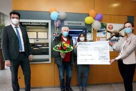 Over the time it has been ranked as high as 356 699 in the world, while most of its traffic comes from germany, where it reached as high as 15 395 position. Vr Bank Rhein Mosel Eg Gewinnsparer Gewinnt 5 000 Euro Nr Kurier De