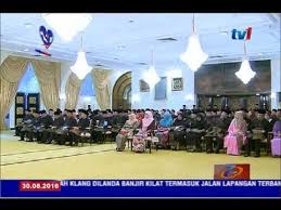 Ia juga bertanggungjawab pada kesihatan dan sanitasi awam, pengurusan dan pembuangan sampah, perancangan bandar, perlindungan dan kawalan alam sekitar, pembangunan ekonomi dan sosial, pengurusan lalu. Datuk Mohd Zohdi Saad Dilantik Datuk Bandar Raya Alor Setar 30 Ogos 2016 Youtube