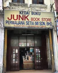 Valor space there reviews hours zoolz battery atencion. Jannah Jailani Auf Twitter For My First Stop On My Book Seeking Adventures I Visited Junk Bookstore In Kl It S The Biggest Second Hand Bookstore In Malaysia It S Not The Cheapest Place I