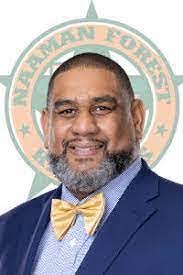 Jeremiah Oliphant's Instagram, Twitter & Facebook