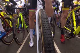Wout van aert went with an fmb pipisquallo file tread on sunday. The Secret Behind Wout Van Aerts Tyre Collection A Quick Chat With Dugast Cyclocross Social