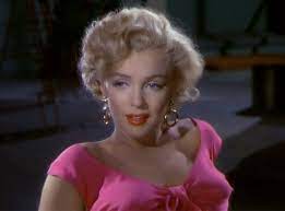 قصة حياة مارلين مونرو marilyn monroe و التي هي أسطورة الجمال والفن التي خطفت الأنظار وحفرت لنفسها مكانة كبيرة في عقول وقلوب مشاهديها في جميع أنحاء العالم من الرجال. File Marilyn Monroe Niagara Png Wikimedia Commons