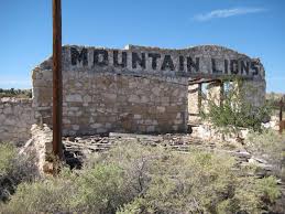 Two Guns Abandoned Village In Arizona What Is Left Of The Old Zoo Abandoned Village Abandoned Natural Landmarks