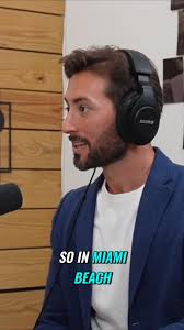 Wondering where you could go to enjoy Miami’s an awe-inspiring sunset? Look  no further than the Mondrian’s Baia, where your day can come to a blissful  close. Whether it’s sipping