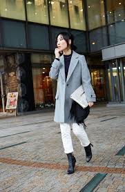 上品且つクールに仕上げた大人女子のかっこいいチェスターコートスタイル 1月3日 bo te ボーテ チェスターコート レディース グレー チェスターコート レディース スーツスタイル