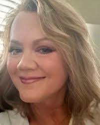 Kristen Rucker's Instagram, Twitter & Facebook