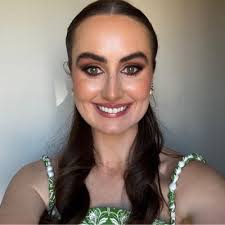 Nice little stroll around my local park this morning got me thinking about  something How good is flexible working ? Today, I set up in a cafe and  brainstormed with Jonny Dempsey